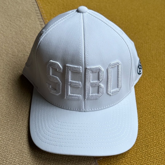 G/FORE Sebonack Golf Club Adjustable White SEBO Hat - Picture 1 of 2